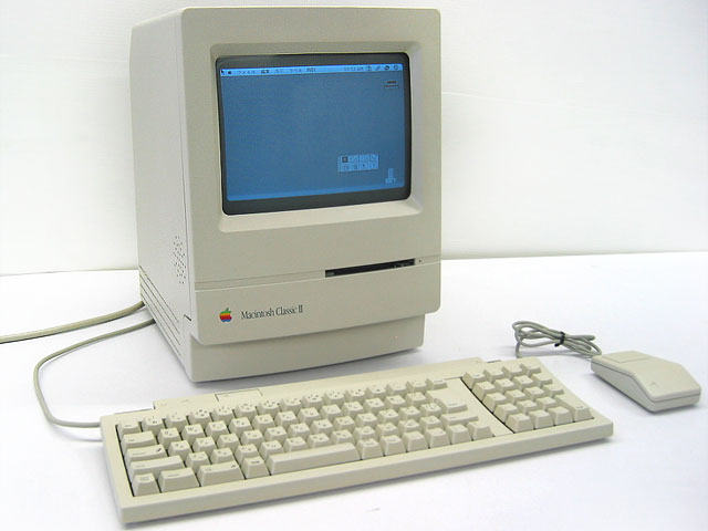 Apple Macintosh Classic II (ジャンク )
