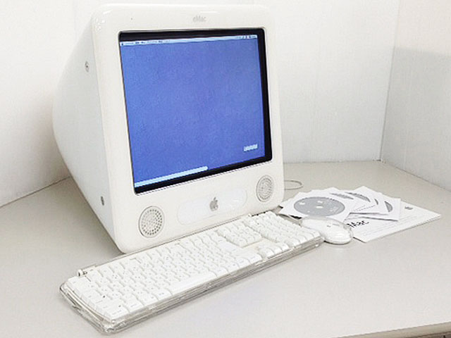 Apple eMac 700MHｚ