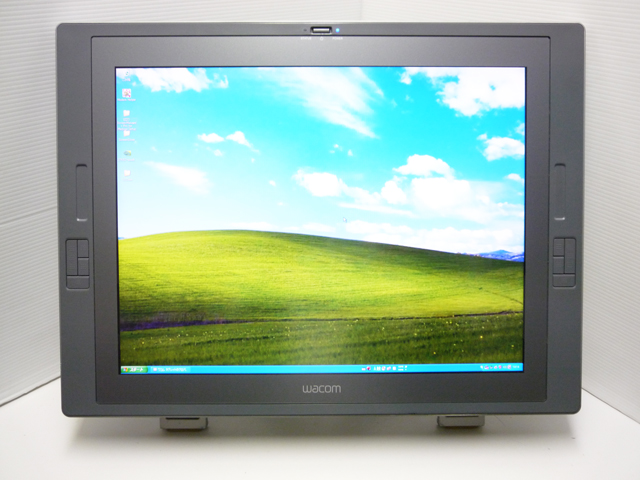 ★にま★Wacom Cintiq 21UX DTK2100 (可動品) 中古】セール対象品 Cintiq 21UX DTK-2100／K0 [2133046605811