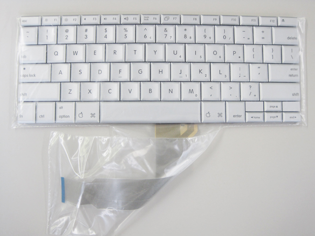 PowerBook G4 Al 15インチ用USキーボード（バックライト無し） 通販