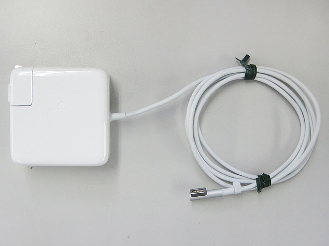 9/3 値下　純正未開封　Mac Pro 電源アダプタ　60W MagSafe2