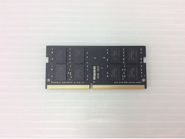 中古PC4-19200S/DDR4-SDRAM SO-DIMM 2400/8GB
