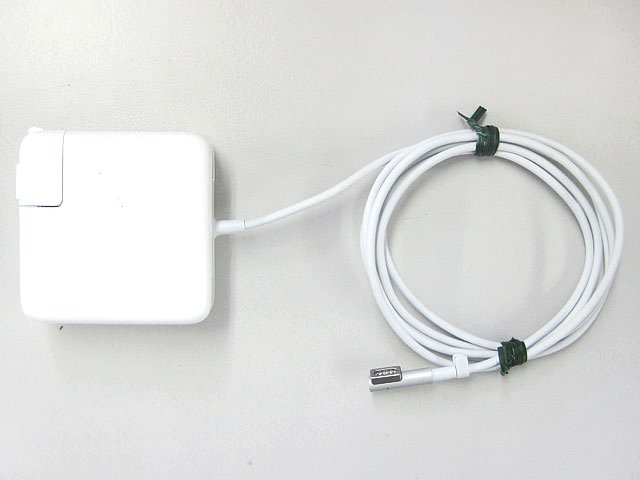 MagSafe電源アダプタ（85W） 接続口L字タイプ 通販 -Macパラダイス-